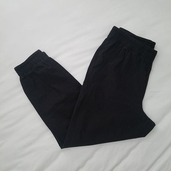 Lululemon size 10 black Jogger Pants - Picture 2 of 4